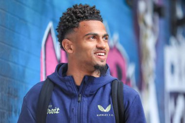 Burnley 'den Marcus Edwards 3 Mayıs 2025' te Burnley, Burnley, İngiltere 'deki Turf Moor' da Millwall maçında Sky Bet Şampiyonası öncesinde sahaya çıktı.