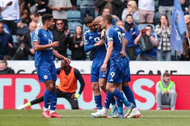 Leicester City 'den Jordan Ayew, İngiltere' nin Leicester kentindeki King Power Stadyumu 'nda oynanan Premier League maçında 2-0' lık galibiyetini kutluyor.