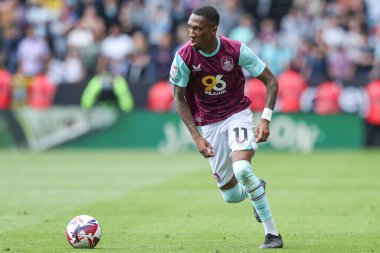 Burnley 'den Jaidon Anthony 3 Mayıs 2025' te Burnley 'e karşı Turf Moor, Burnley, İngiltere' de oynanan Gökyüzü İddia Şampiyonası karşılaşmasında