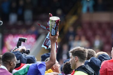 Gökyüzü İddia Şampiyonası 'ndan sonra ikinci olan Burnley, Millwall' a karşı Turf Moor, Burnley, Birleşik Krallık 'ta 3 Mayıs 2025
