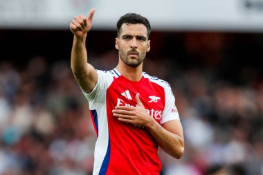 Arsenal 'den Mikel Merino, takımların 3 Mayıs 2025' te Emirates Stadyumu 'nda oynanan Premier League karşılaşması sonrasında yenilgiyi kabul etti.