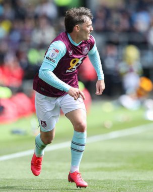 Burnley 'den Connor Roberts Gök İddia Şampiyonası maçında Burnley, Millwall' a karşı Turf Moor, Burnley, İngiltere, 3 Mayıs 2025