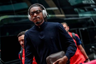 Brentford 'dan Paris Maghoma, Premier League karşılaşması öncesinde Gtech Community Stadyumu' na geldi. Brentford Manchester United 'a karşı Gtech Community Stadyumu, Londra, İngiltere, 4 Mayıs 2025