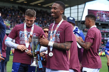 Burnley 'li Jaidon Anthony, 3 Mayıs 2025' te Burnley-Millwall Turf Moor, Burnley maçında ikincilik kupasını kazandı.