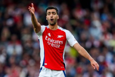 Arsenal 'den Mikel Merino, 3 Mayıs 2025' te Birleşik Krallık 'taki Emirates Stadyumu' nda oynanan Premier League karşılaşmasında tepki gösterdi.