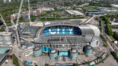 Etihad Stadyumu, Premier Lig maçında Manchester City ile Wolverhampton Wanderers arasında 2 Mayıs 2025 'te Etihad Stadyumu' nda havadan izleniyor.