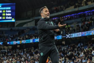 Vitor Pereira Premier League maçından sonra Wolverhampton Wanderers 'ın baş antrenörü Manchester City ile Wolverhampton Wanderers maçında, Etihad Stadyumu, Manchester, İngiltere, 2 Mayıs 2025