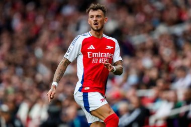Arsenal 'den Ben White, 3 Mayıs 2025' te Birleşik Krallık 'taki Emirates Stadyumu' nda oynanan Premier League maçında Arsenal ve Bournemouth karşı karşıya geldi.