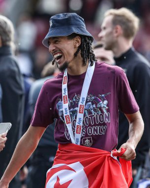 Burnley 'den Hannibal Mejbri 3 Mayıs 2025' te Burnley 'e karşı Turf Moor, Burnley, İngiltere' de oynanan Gökyüzü İddia Şampiyonası maçından sonra