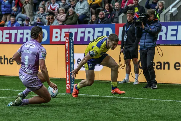 Warrington Wolves 'tan Jake Thewlis Betfred Magic Weekend 2025 maçında Wigan Warriors ile Warrington Wolves arasında 4 Mayıs 2025' te St.James 's Park, Newcastle, İngiltere' de karşılaşacak.