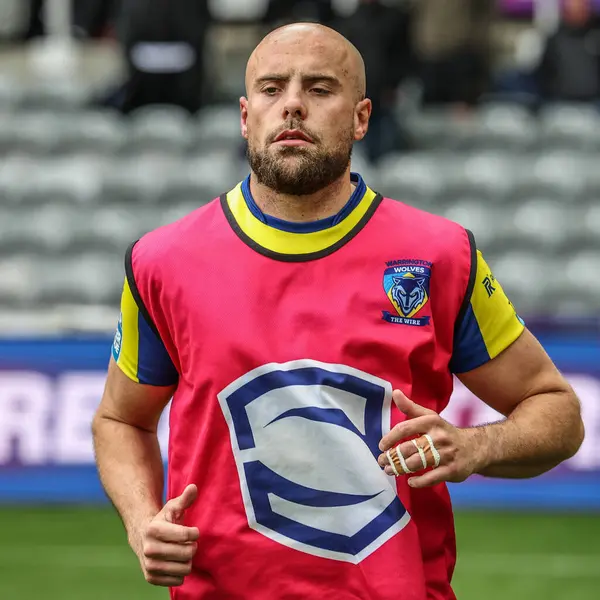 Wigan Warriors 'dan Ethan Havard Betfred Magic Weekend 2025 maçı Huddersfield Giants vs Hull FC' ye karşı St. James 's Park, Newcastle, 4 Mayıs 2025