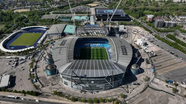 Premier Lig maçında Etihad Stadyumu 'nun havadan görüntüsü Manchester City ile Wolverhampton Wanderers arasında 2 Mayıs 2025' te Etihad Stadyumu 'nda oynandı.