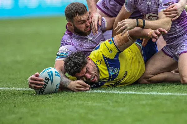 Warrington Wolves 'tan Joe Philbin, Betfred Magic Weekend 2025 karşılaşmasında Wigan Warriors ile Warrington Wolves arasında 4 Mayıs 2025' te St. James 's Park, Newcastle, İngiltere' de karşılaşacak.