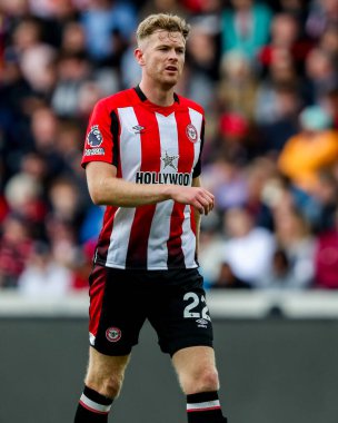 Brentford 'dan Nathan Collins Premier Lig karşılaşmasında Brentford Manchester United' a karşı Gtech Community Stadyumu, Londra, Birleşik Krallık, 4 Mayıs 2025