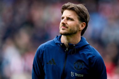 Manchester United takımının Mason Mount 'ı, Premier League maçından önce Brentford Manchester United' a karşı Gtech Community Stadyumu, Londra, İngiltere, 4 Mayıs 2025