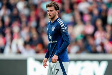 Manchester United takımının Mason Mount 'ı, Premier League maçında Brentford Manchester United' a karşı Gtech Community Stadyumu 'nda 4 Mayıs 2025' te görülüyor.
