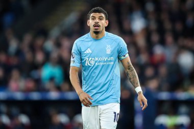 Nottingham Ormanı 'ndan Morgan Gibbs-White Premier League maçı sırasında Crystal Palace, Nottingham Ormanı' na karşı Selhurst Park, Londra, Birleşik Krallık, 5 Mayıs 2025