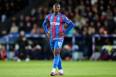 Kristal Saray 'dan Eberechi Eze Premier Lig maçı sırasında Kristal Saray, Nottingham Ormanı' na karşı Selhurst Park, Londra, İngiltere, 5 Mayıs 2025