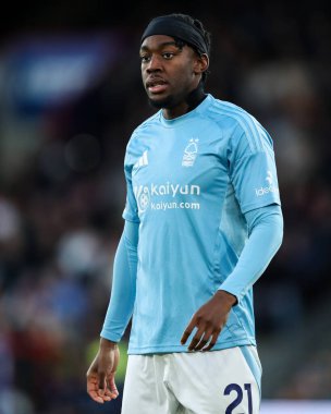 Nottingham Ormanı 'ndan Anthony Elanga Premier League maçı sırasında Crystal Palace, Nottingham Ormanı' na karşı Selhurst Park, Londra, Birleşik Krallık, 5 Mayıs 2025