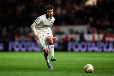 Sheffield United takımından Harrison Burrows, Bristol City ile Sheffield United 'ın 8 Mayıs 202' de Ashton Gate, Bristol 'da oynanan yarı final maçında topu geçti.