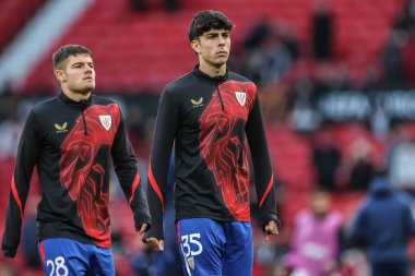 Maç öncesi ısınma oturumunda Athletic Bilbao 'dan Alejandro Rego UEFA Avrupa Ligi yarı final karşılaşmasında Manchester United ile Manchester United arasındaki Old Trafford, Manchester, Birleşik Krallık karşılaşmasında, 8 Mayıs 2025
