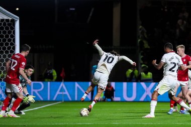 Sheffield United takımından Callum O 'Hare, 8 Mayıs 2025' te İngiltere 'nin Ashton Gate kentinde oynanan Briffield United maçında Bristol City yarı final maçında 0-3 berabere kaldı.