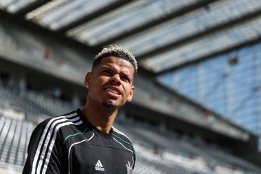 Newcastle United takımından William Osula, 11 Mayıs 2025 'te İngiltere' de oynanan Premier League karşılaşmasında St.James 's Park, Newcastle, Chelsea' ye karşı Newcastle maçına geldi.