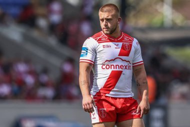 Hull KR takımından Mikey Lewis, 10 Mayıs 2025 'te LNER Halk Stadyumu' nda oynanan yarı final karşılaşmasında Hull KR, Catalans Dragons 'a karşı.