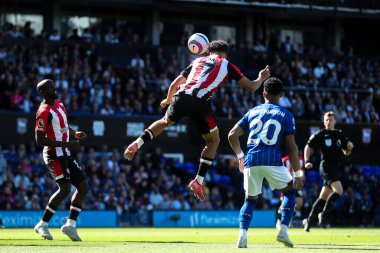 Brentford 'dan Kevin Schade, Premier League maçında Ipswich Town, Brentford' a karşı Ipswich Road, İngiltere 'de 10 Mayıs 2025' te oynanan maçta gol atma şansına sahip.