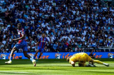 Tottenham Hotspur 'dan Antonin Kinsky Premier Lig karşılaşmasında Tottenham Hotspur' a karşı Crystal Palace Tottenham Hotspur Stadyumu 'nda 11 Mayıs 2025' te bir kurtarış yaptı.