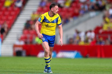 Warrington Wolves takımından Ben Currie, 11 Mayıs 2025 'te İngiltere' nin St. Helens Stadyumu 'nda oynanan yarı final karşılaşmasında Warrington Wolves' a karşı Leopards