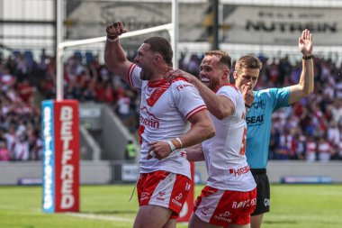 Hull KR 'dan James Batchelor, 10 Mayıs 2025' te LNER Halk Stadyumu, York, Birleşik Krallık 'ta oynanan Betfred Challenge Kupası yarı final karşılaşmasında denemesini kutluyor.