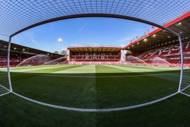 Premier Lig maçı sırasında Nottingham Forest ile Leicester City 'nin City Ground, Nottingham, İngiltere' de oynadığı City Ground maçının genel görünümü, 11 Mayıs 2025