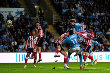 Coventry City 'den Jack Rudoni, Coventry Building Society Arena, Coventry, Birleşik Krallık' ta 9 Mayıs 2025 tarihinde oynanan ve Coventry City 'nin Sunderland' a karşı oynadığı Gökyüzü İddia Şampiyonası Palyoff yarı final maçında 1-1 'lik skora ulaştı.