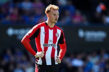 Brentford 'dan Sepp van den Berg Premier Lig maçı sırasında Ipswich Town, Brentford' a karşı Ipswich Road, Ipswich, İngiltere, 10 Mayıs 2025