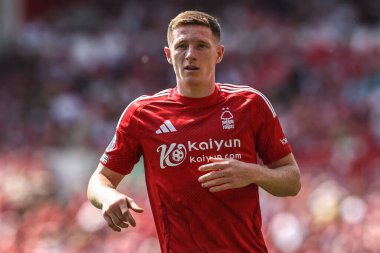 Nottingham Ormanı 'ndan Elliot Anderson Premier League maçı sırasında Nottingham Forest, Leicester City' ye karşı City Ground, Nottingham, İngiltere, 11 Mayıs 2025