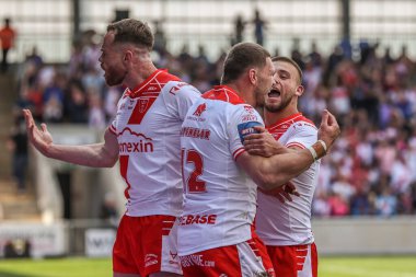 Hull KR 'dan James Batchelor, 10 Mayıs 2025' te LNER Halk Stadyumu, York, Birleşik Krallık 'ta oynanan Betfred Challenge Kupası yarı final karşılaşmasında denemesini kutluyor.