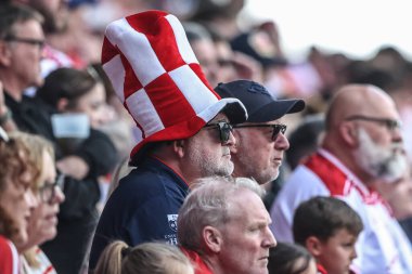 Hull KR taraftarları, 10 Mayıs 2025 'te İngiltere' deki LNER Halk Stadyumu 'nda oynanan Betfred Challenge Kupası yarı final maçında Hull KR, Catalans Dragons' a karşı.