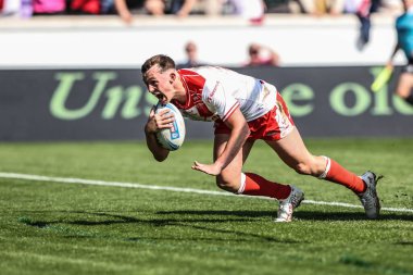 Hull KR 'dan Jack Broadbent, 10 Mayıs 2025' te LNER Halk Stadyumu, York, Birleşik Krallık 'ta oynanan Betfred Challenge Kupası yarı final maçı Hull KR ve Catalans Dragons maçına gidiyor.