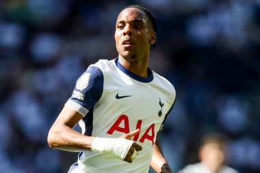 Tottenham Hotspur 'dan Mathys Tel Premier League maçı sırasında Tottenham Hotspur' a karşı Crystal Palace Tottenham Hotspur Stadyumu, Londra, 11 Mayıs 2025