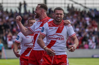 Hull KR 'dan James Batchelor, 10 Mayıs 2025' te LNER Halk Stadyumu, York, Birleşik Krallık 'ta oynanan Betfred Challenge Kupası yarı final karşılaşmasında denemesini kutluyor.