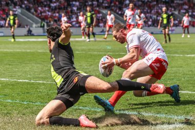 Hull KR 'dan James Batchelor, 10 Mayıs 2025' te İngiltere 'deki LNER Halk Stadyumu' nda oynanan Betfred Challenge Kupası yarı final maçı Hull KR 'a karşı Catalans Dragons maçına gidiyor.