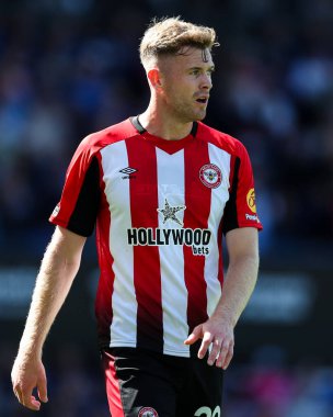 Brentford 'dan Nathan Collins Premier League maçı sırasında Ipswich Town, Brentford' a karşı Portman Road, Ipswich, İngiltere, 10 Mayıs 2025