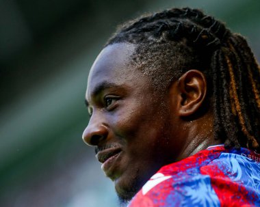 Crystal Palace 'dan Eberechi Eze, 11 Mayıs 2025' te Tottenham Hotspur 'un Tottenham Hotspur' a karşı oynadığı Premier League maçında tepki gösterdi.