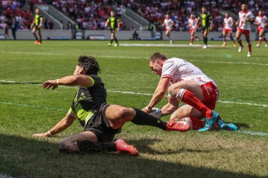 Hull KR 'dan James Batchelor, 10 Mayıs 2025' te İngiltere 'deki LNER Halk Stadyumu' nda oynanan Betfred Challenge Kupası yarı final maçı Hull KR 'a karşı Catalans Dragons maçına gidiyor.