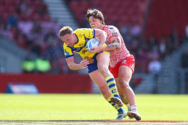 Warrington Wolves takımından Ben Currie, 11 Mayıs 2025 'te İngiltere' nin St. Helens kentinde oynanan Betfred Challenge Kupası yarı final maçı Warrington Wolves 'a karşı Leigh Leopards maçında elendi.