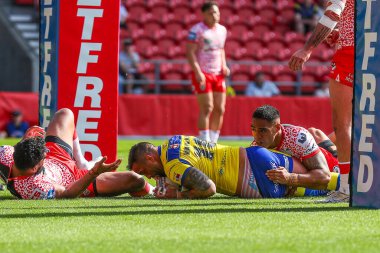 Warrington Wolves 'tan Paul Vaughan, 11 Mayıs 2025' te Birleşik Krallık 'ın başkenti St Helens' te oynanan Betfred Challenge Kupası yarı final maçı Warrington Wolves 'a karşı Leigh Leopards maçına gidiyor.