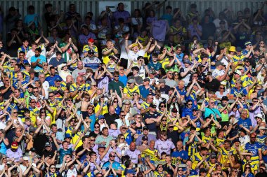 Warrington Wolves taraftarları, 11 Mayıs 2025 'te İngiltere' de oynanan Betfred Challenge Kupası yarı final karşılaşmasında Warrington Wolves, Leigh Leopards 'a karşı.