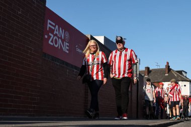 Sheffield United taraftarları 12 Mayıs 2025 'te İngiltere' nin Sheffield Lane şehrinde oynanan yarı final maçı Sheffield United ile Bristol City maçında maça geldiler.