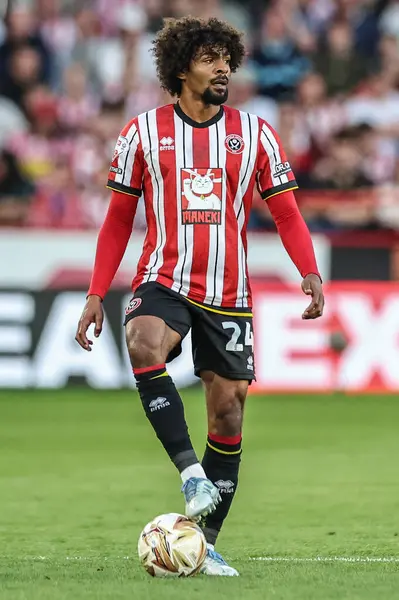 Sheffield United takımından Hamza Choudhury 12 Mayıs 2025 tarihinde Sheffield Lane, İngiltere 'de oynanan yarı final maçında Sheffield United ile Bristol City arasında oynanacak.